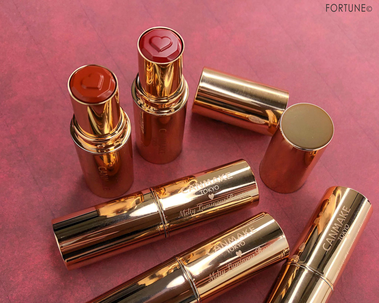 画像：キャンメイク(CANMAKE)「メルティールミナスルージュ」No.04 キャラメルテラコッタ／No.05 ストロベリーモカ