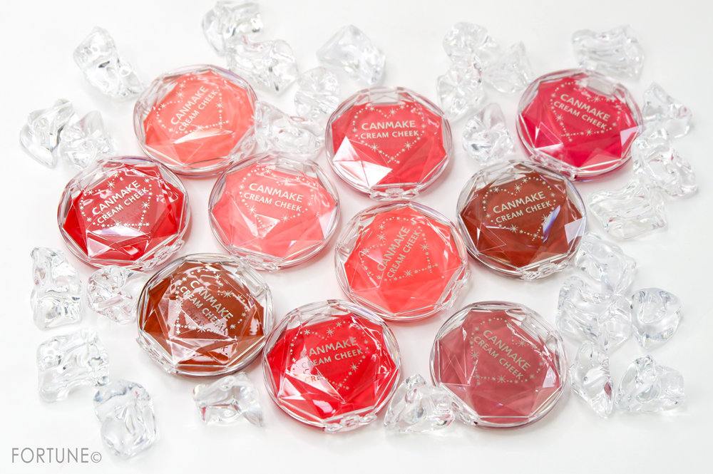 画像：CANMAKE(キャンメイク）/クリームチーク