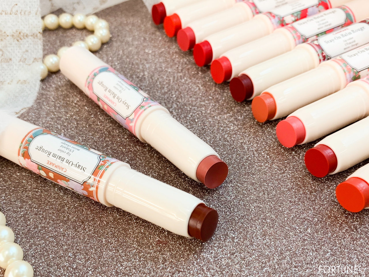 画像：CANMAKE（キャンメイク）2019秋新作 プチプラコスメ ステイオンバームルージュ