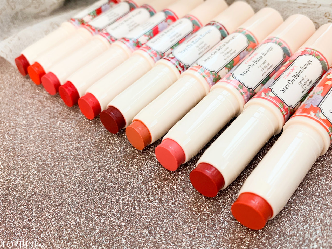 画像：CANMAKE（キャンメイク）2019秋新作 プチプラコスメ ステイオンバームルージュ