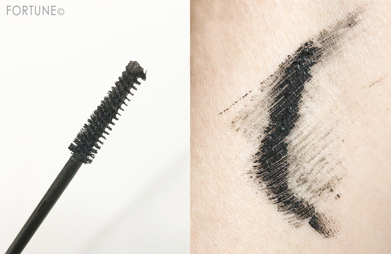 画像：エスティ ローダー 2019クリスマスコフレ「メークアップ コレクション 2019」ダブル ウェア ゼロ スマッジ マスカラ