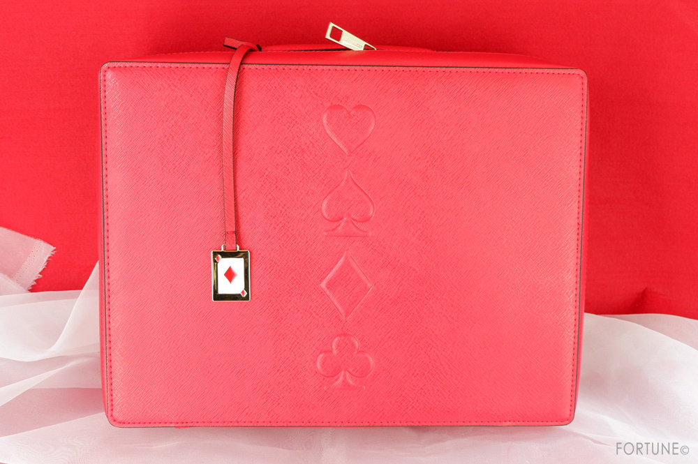 画像：エスティ ローダー 2019クリスマスコフレ「メークアップ コレクション 2019」