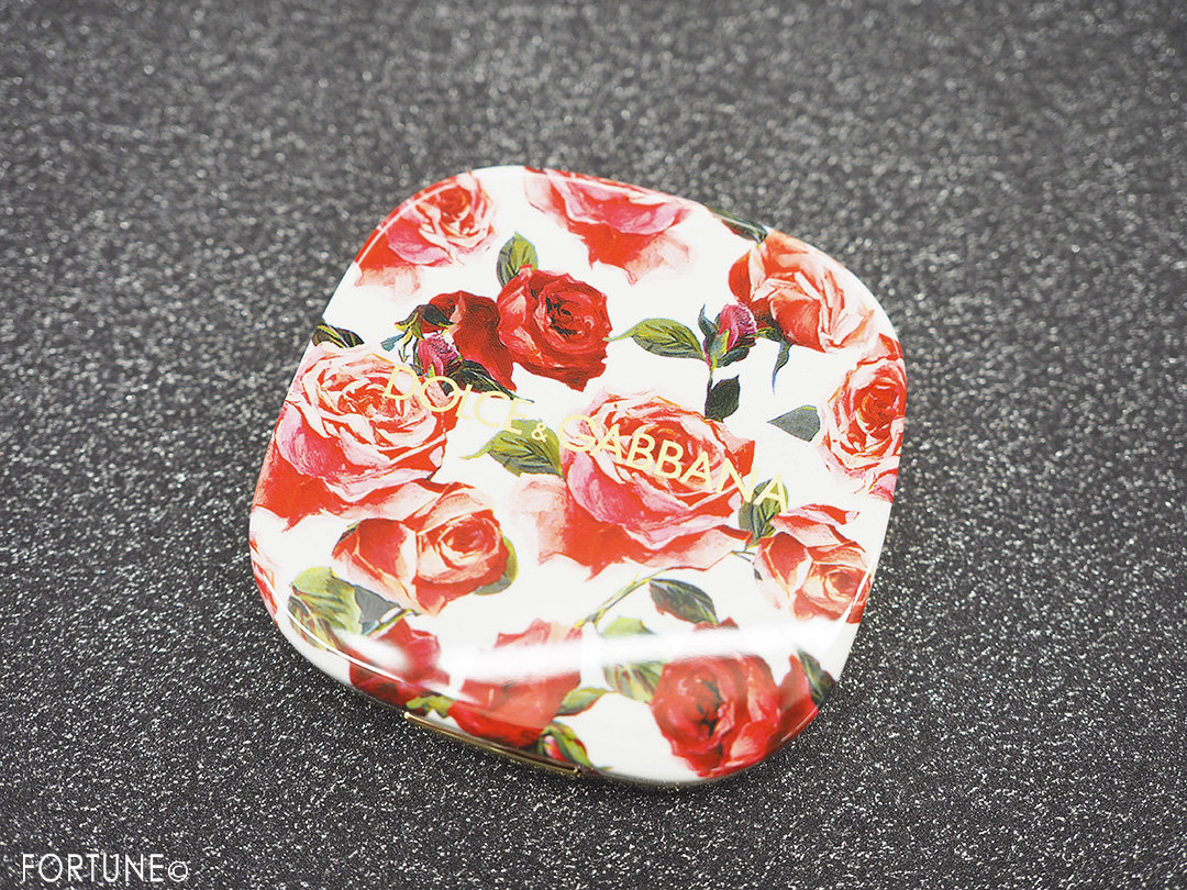 ドルチェ＆ガッバーナ「ブラッシュオブローズ ルミナスチークカラー」