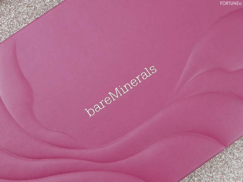 画像：ベアミネラル　2019クリスマスコフレ