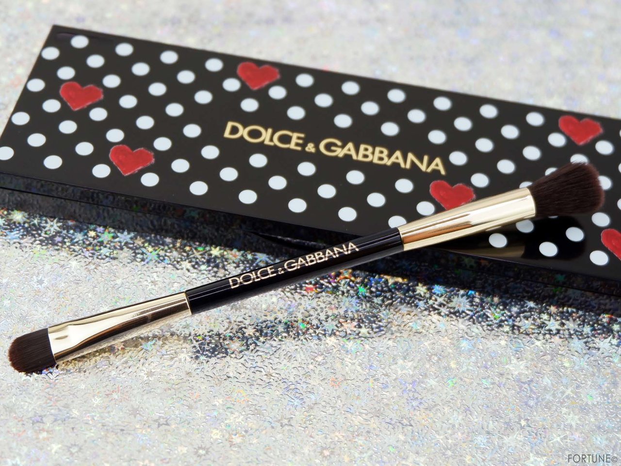 画像：ドルチェ＆ガッバーナ ビューティ「アイラブドット」