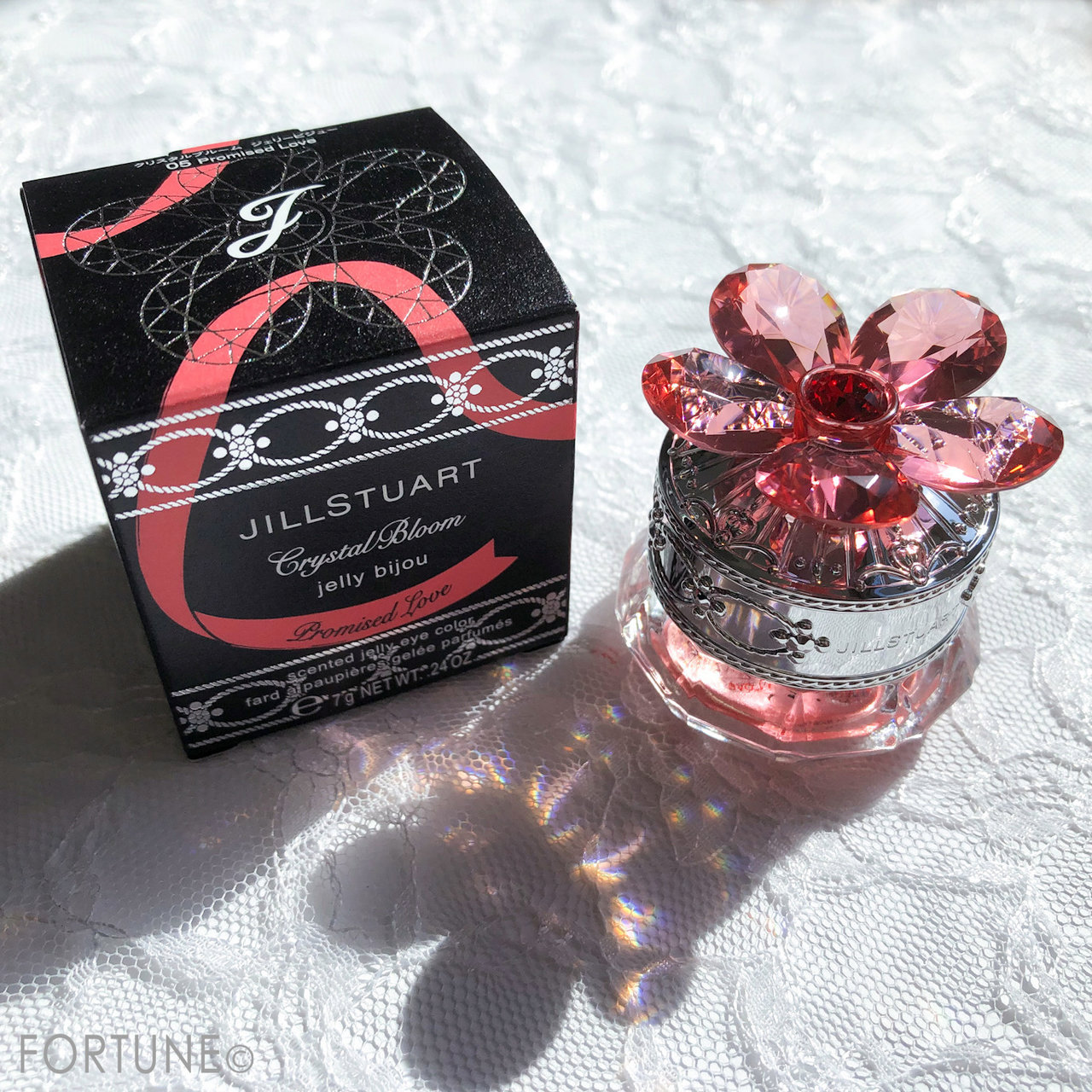 画像：ジルスチュアート「クリスタルブルーム ジェリービジュー」12月(05 Promised Love)