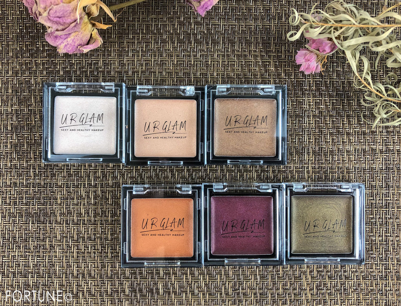 画像：ダイソー 　100均コスメ　ユーアーグラム(U R GLAM)「エアリーアイカラー」