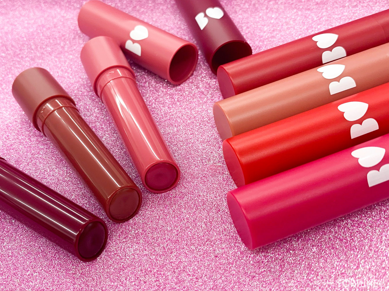 画像：吉田朱里プロデュース B IDOL（ビー アイドル）つやぷるリップ／アカリップ