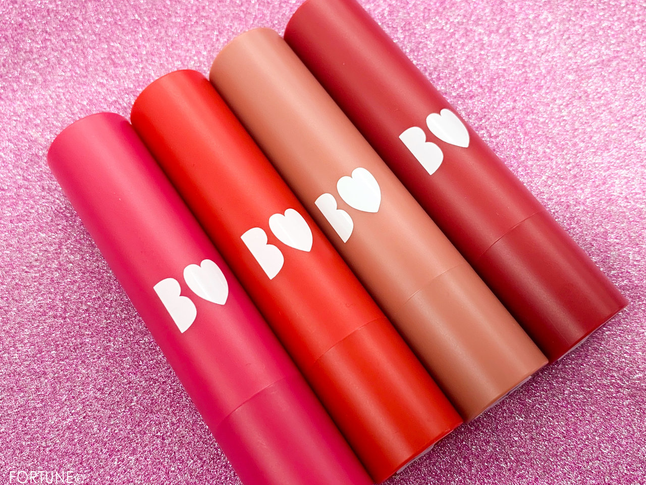 画像：吉田朱里プロデュース B IDOL（ビー アイドル）つやぷるリップ／アカリップ