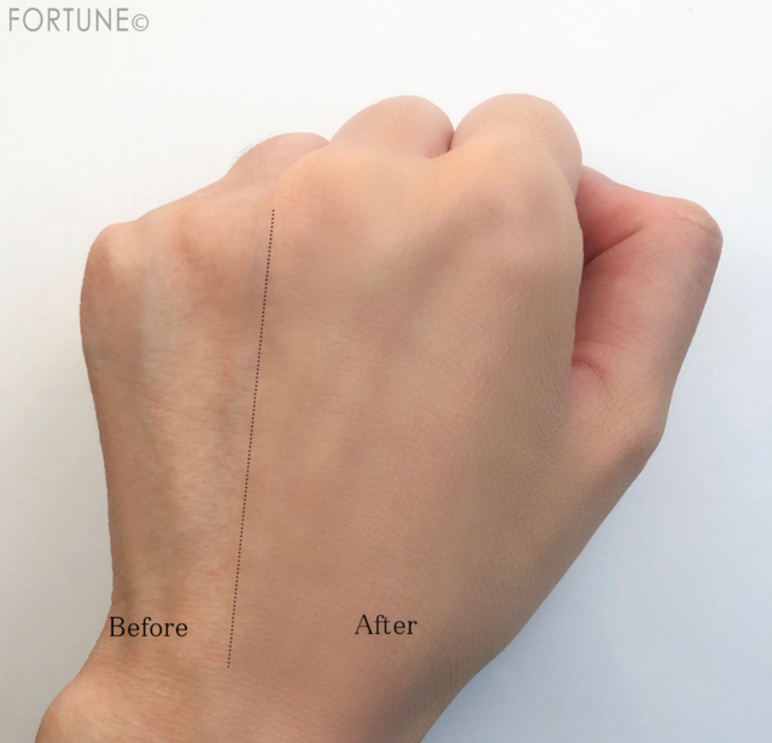 画像：コフレドール「Winter Premium Gift」2019クリスマスコフレ「ヌーディカバー モイスチャーパクトUV ミニサイズa」