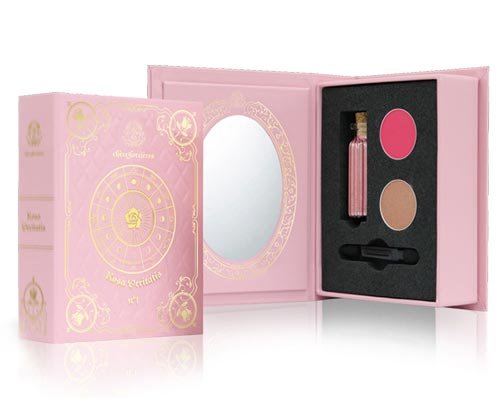 魔女コスメ　薔薇の魔女アイシャドウパレット