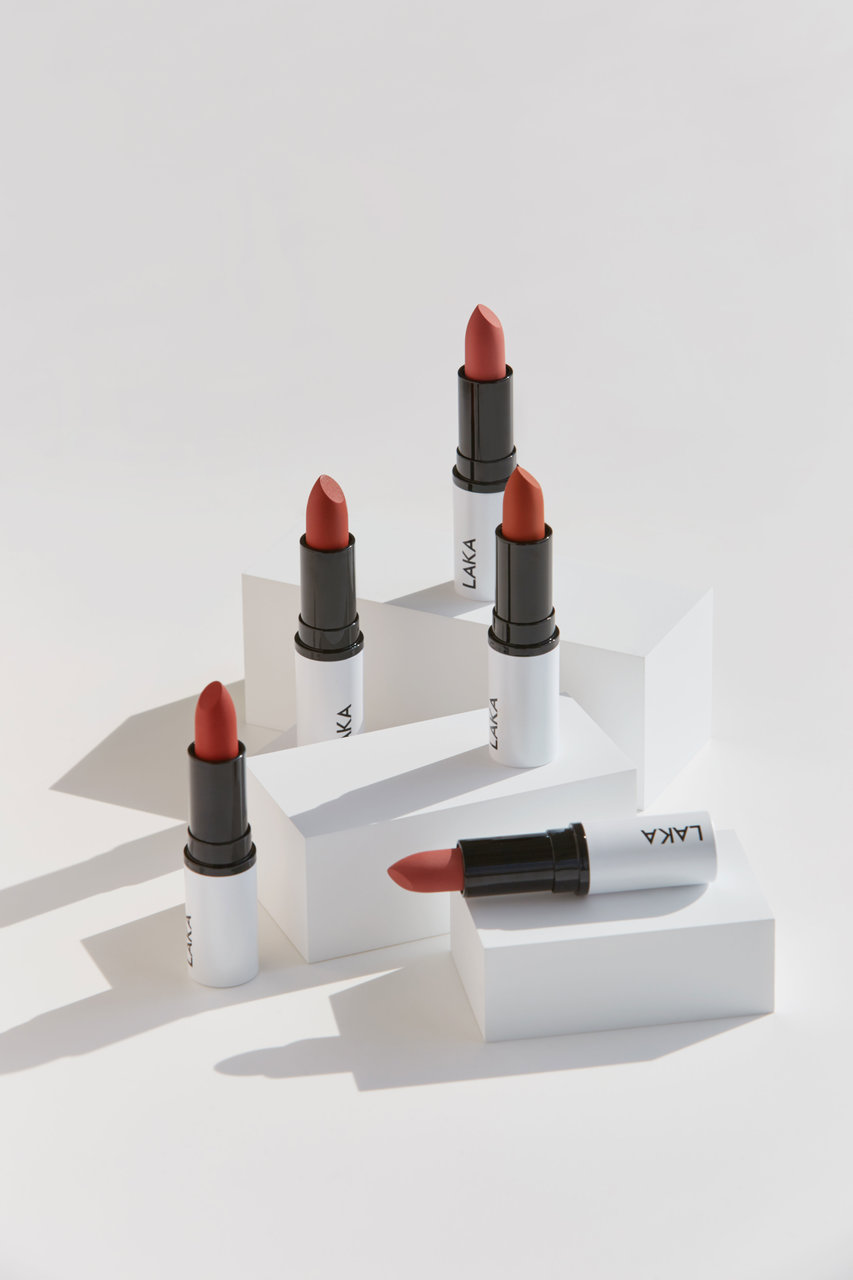 LAKA　スムースマットリップスティック