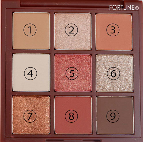 Play Color Eyes Chilly Moon (プレイカラーアイズ チリームーン)