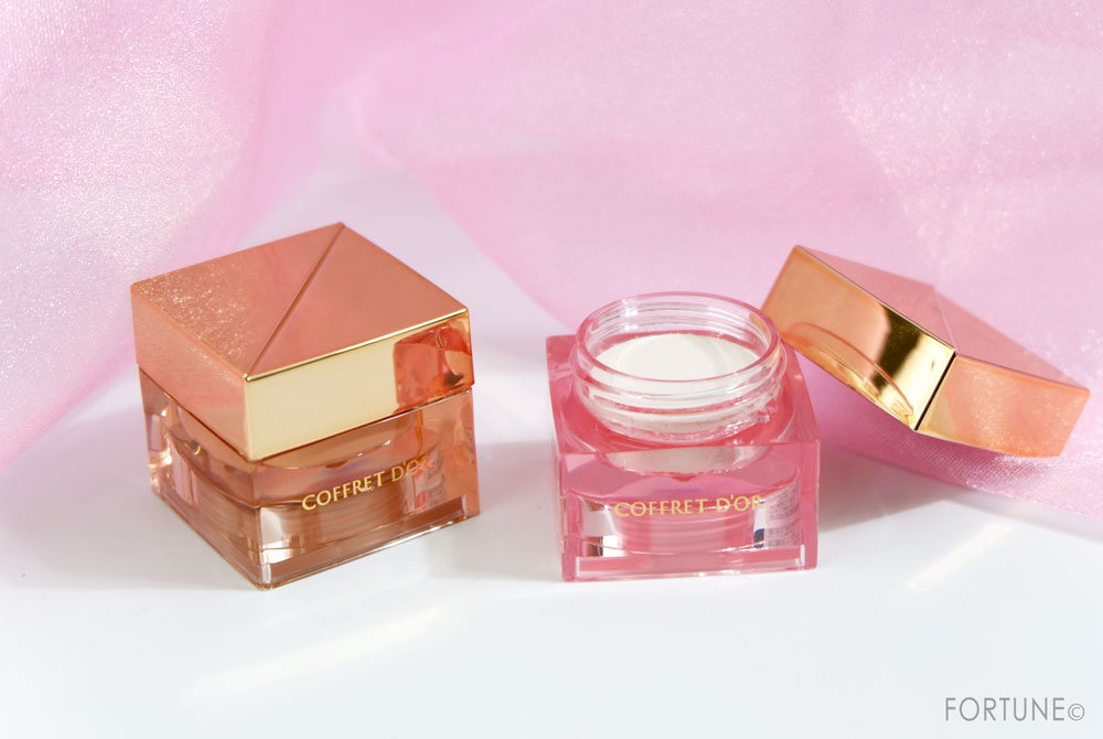 画像：COFFRET D'OR（コフレドール）「3Dトランスアイベース」全2色