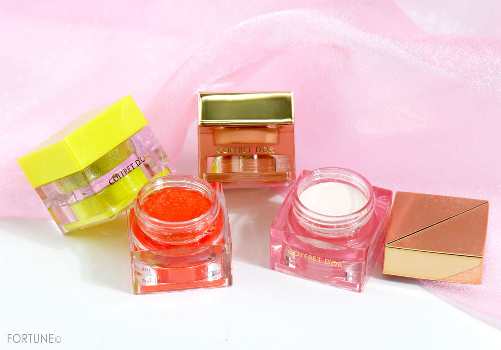画像：COFFRET D'OR（コフレドール）「3Dトランスアイベース」全2色