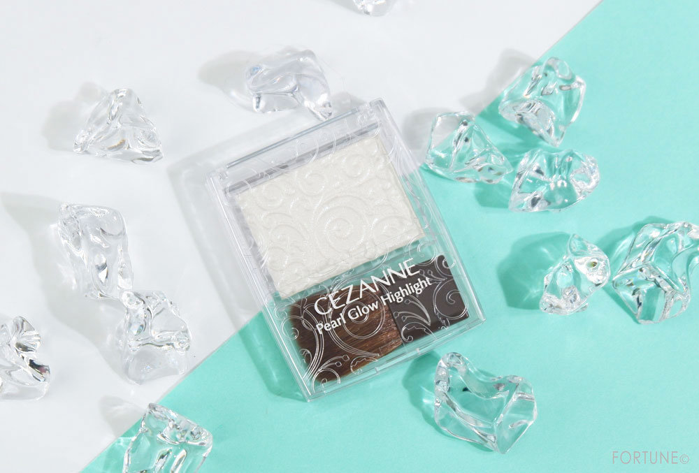 画像：セザンヌ「パールグロウハイライト オーロラミント」