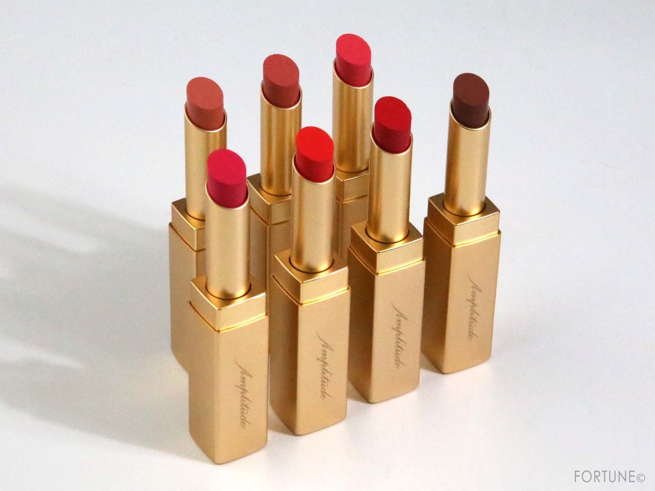 画像：Amplitude（アンプリチュード）「コンスピキュアス マットリップス」