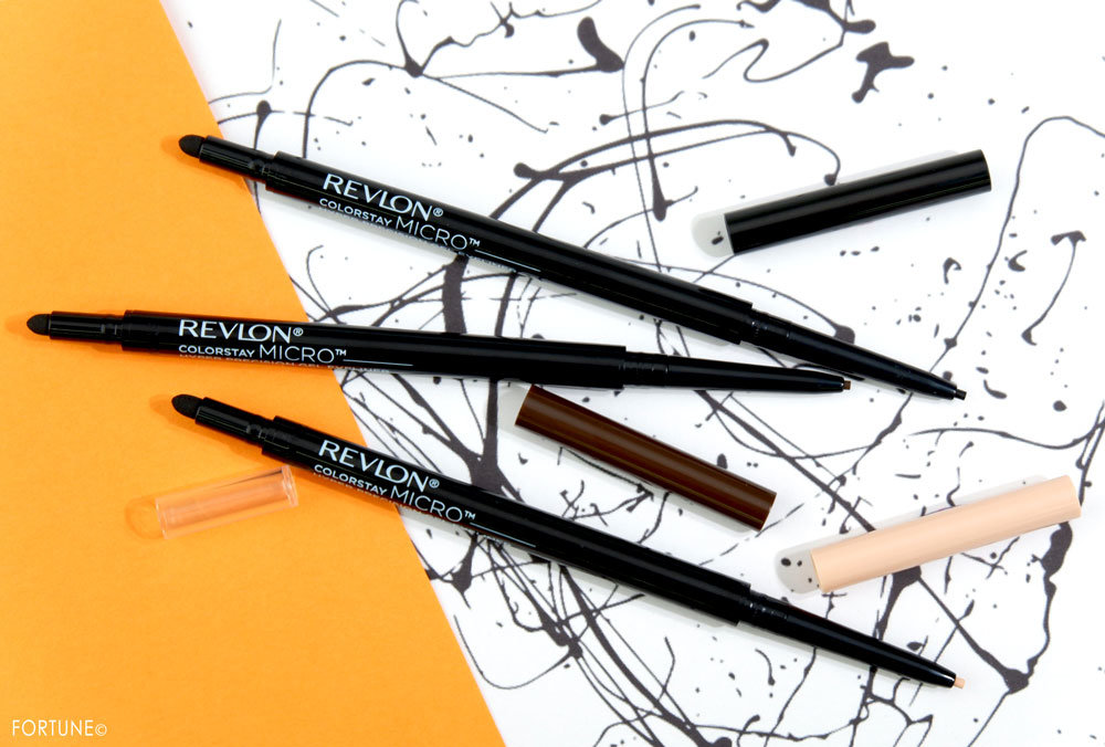 画像：レブロン カラーステイ マイクロ ハイパー プレシジョン ジェル アイライナー