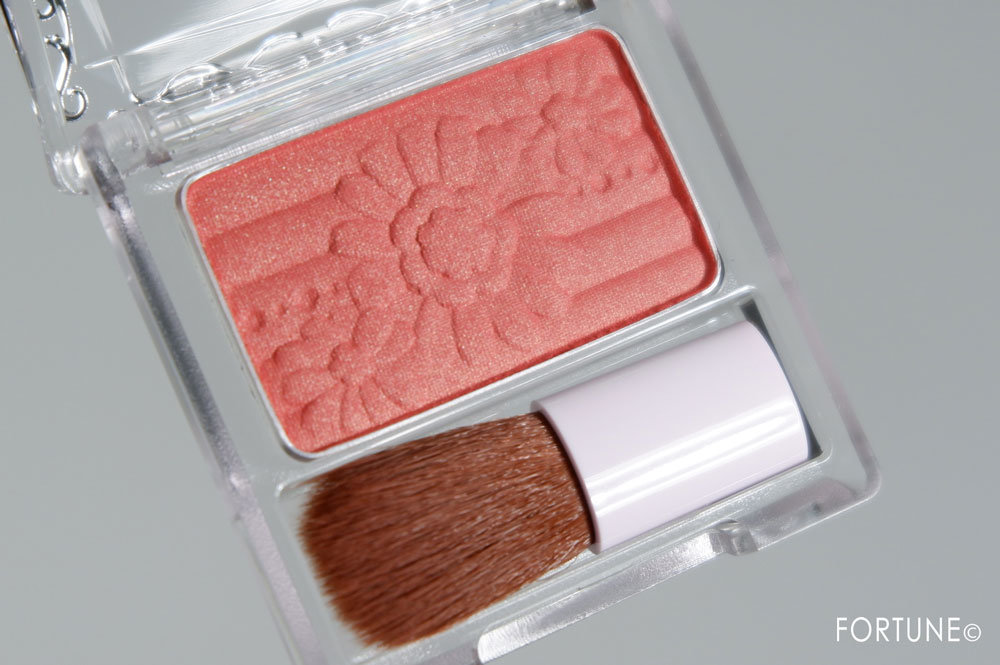 画像：キャンメイク パウダーチークス