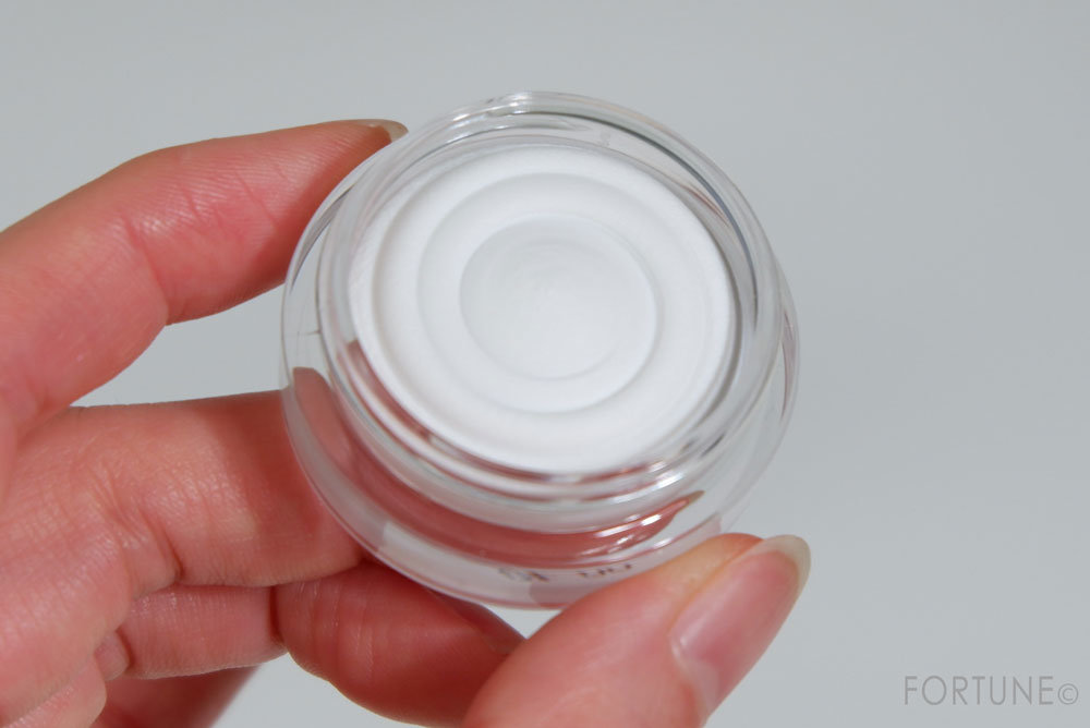 キャンメイク ポアレスエアリーベース