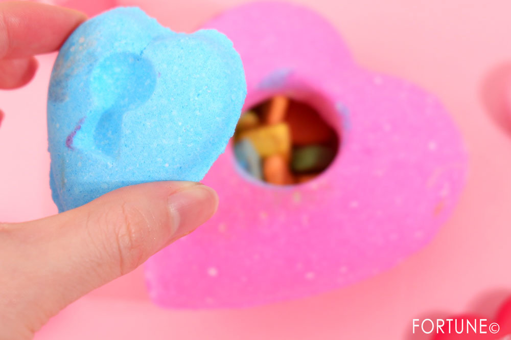 ラッシュ(LUSH)2020バレンタイン/ラブロケット (バスボム)