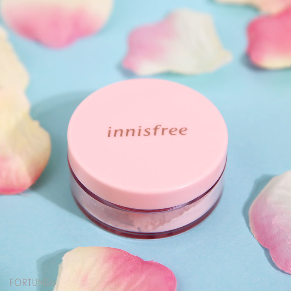 画像：イニスフリー/チェリーブロッサム ノーセバム ミネラルパウダー 2020 Jeju Color Picker