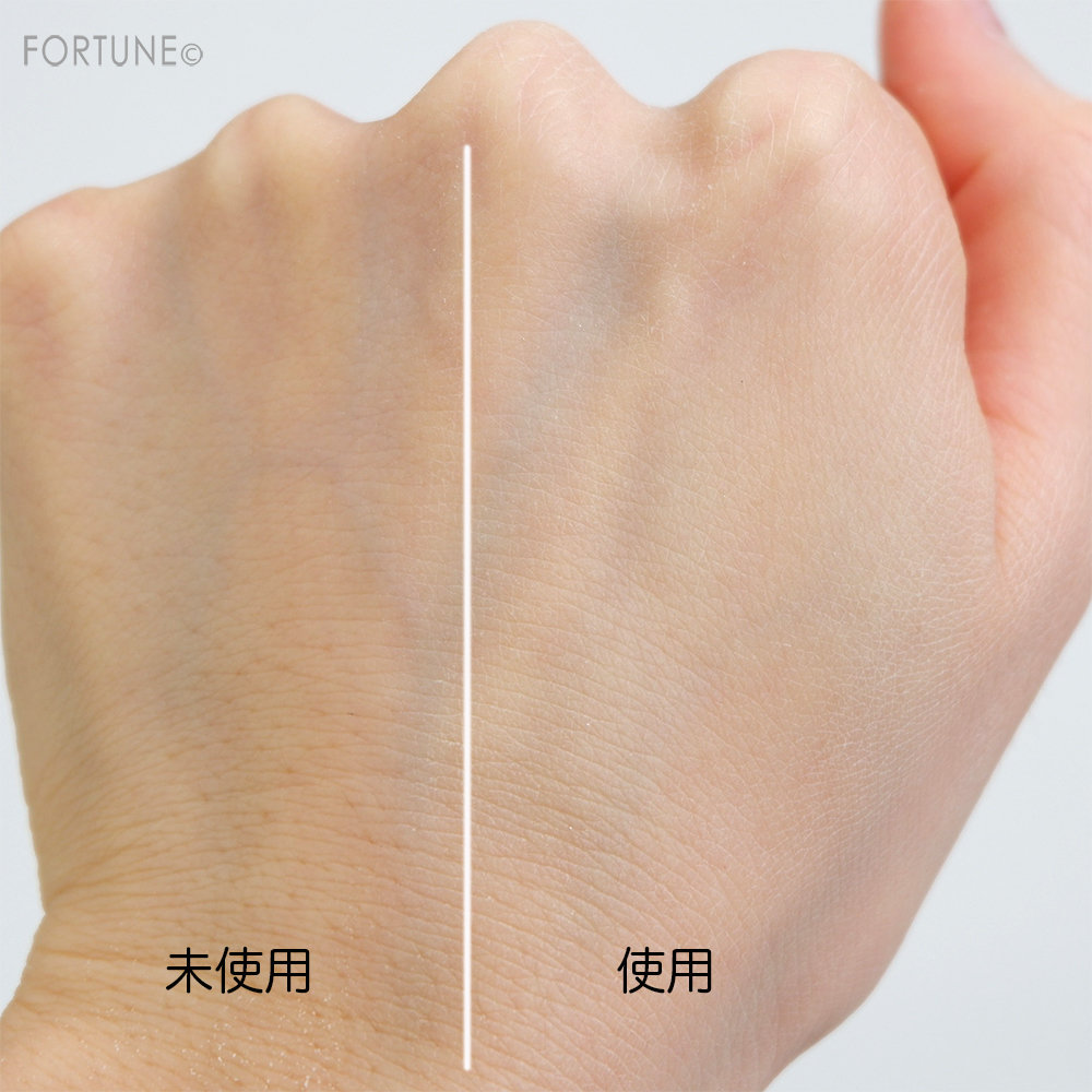 画像：JILL STUART Beauty フローラノーティス「フローラルグリーン　ボディパウダー」