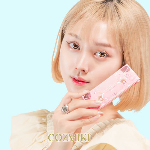 鹿の間プロデュース「COZMIKI（コズミキ）」タッチアイシャドウパレット（マーズ）