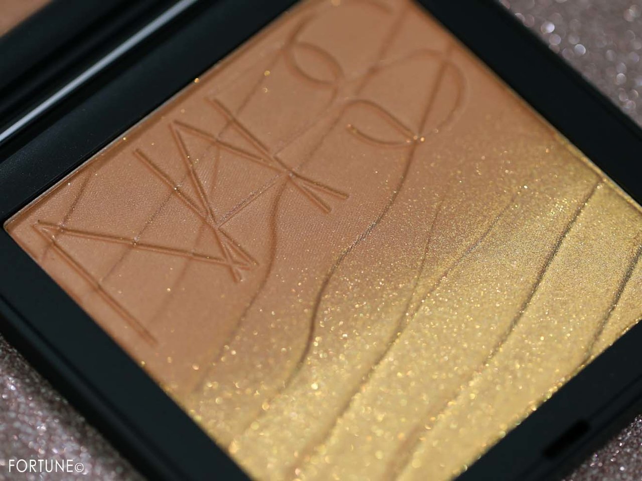 NARS《2020夏 新作》BRONZING COLLECTION「パラダイスファウンド ブロンズパウダー」