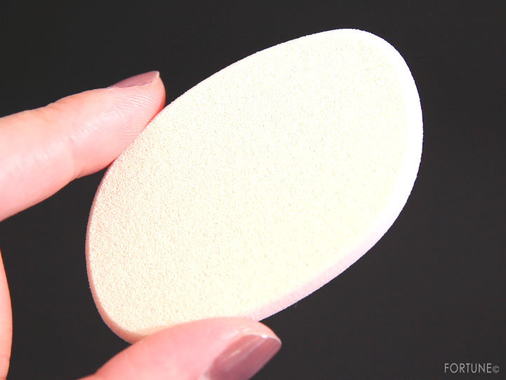 画像：MAQuillAGE（マキアージュ）「ドラマティックジェリーリキッド」全7色