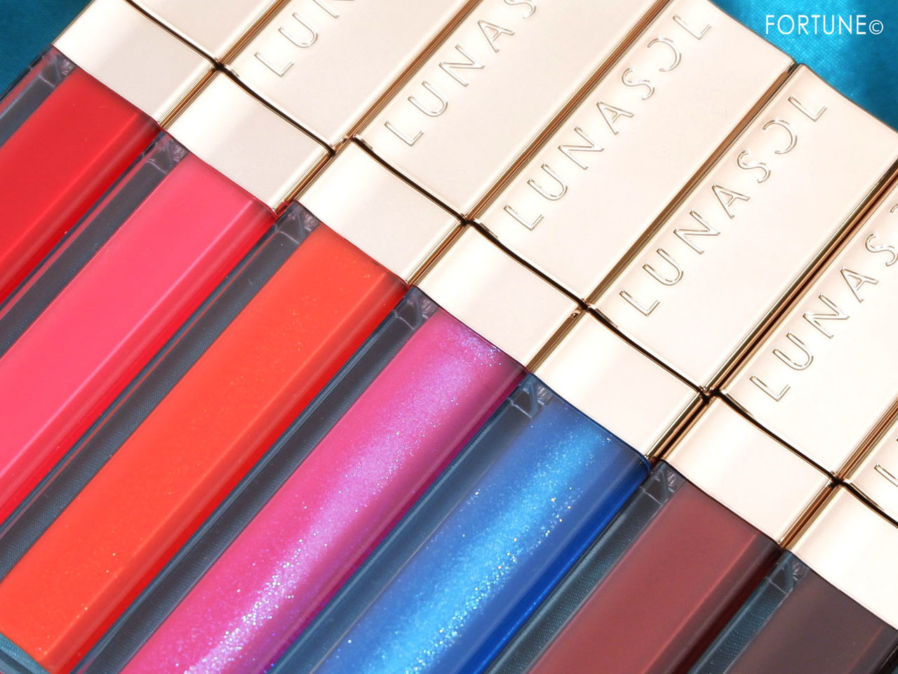 画像：LUNASOL（ルナソル）「ジェルオイルリップス」全11色