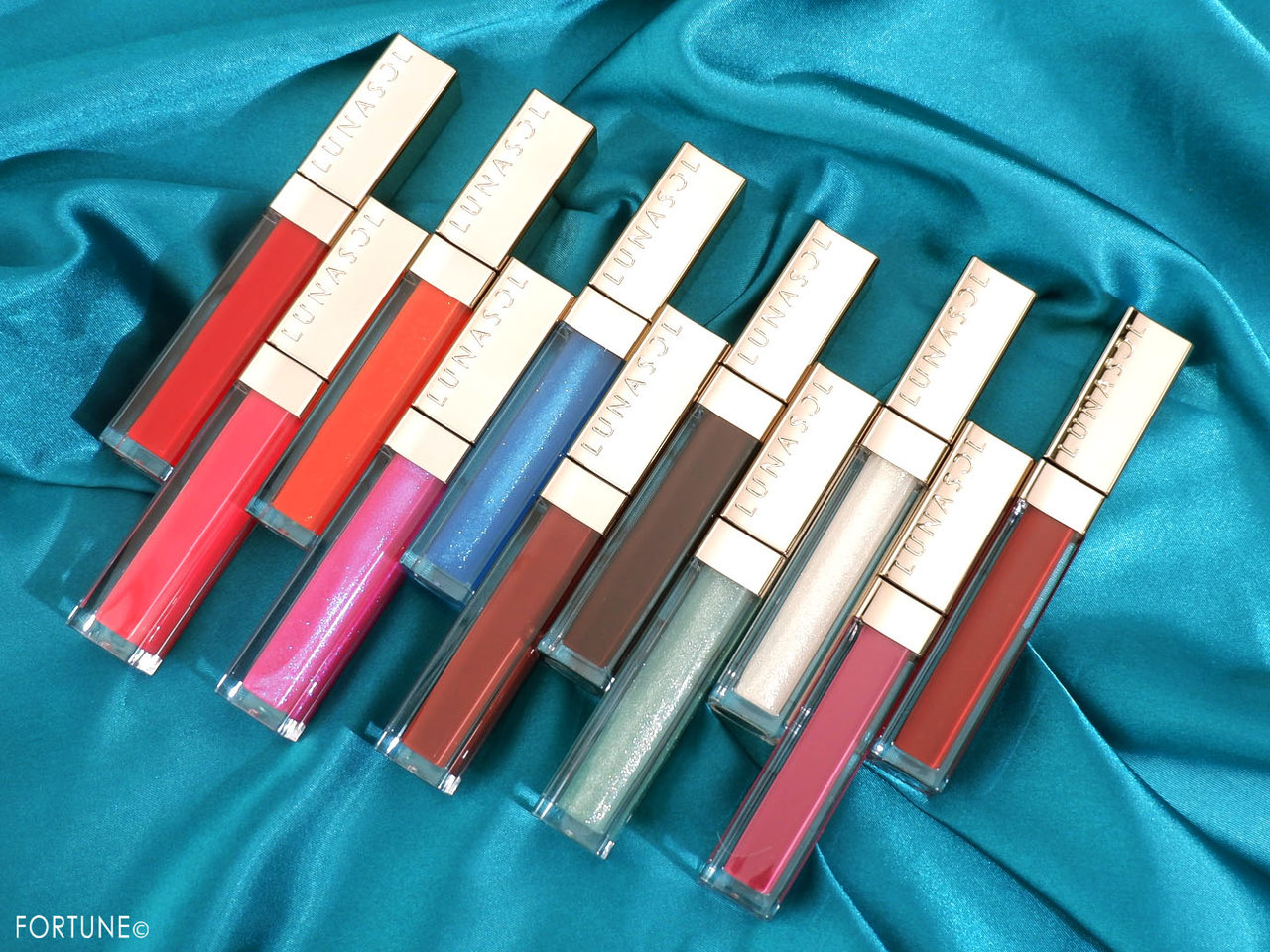 画像：LUNASOL（ルナソル）「ジェルオイルリップス」全11色