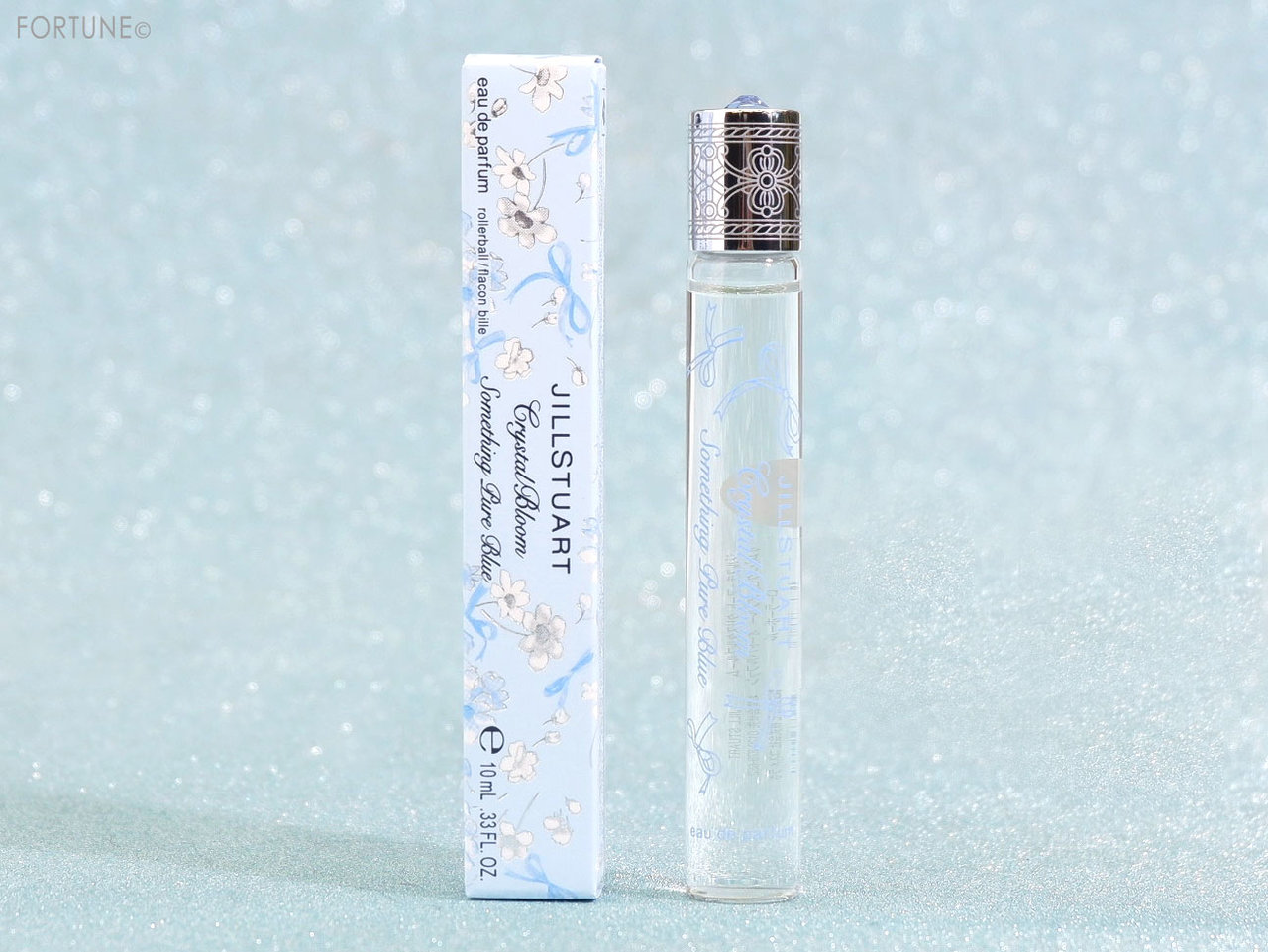 画像：「ジルスチュアート　クリスタルブルーム　サムシングピュアブルー　オードパルファン　ローラーボール」