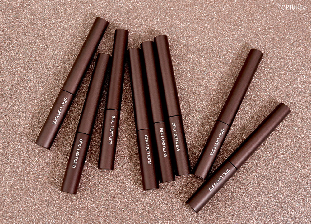 シュウ ウエムラ『クシ ブロー』