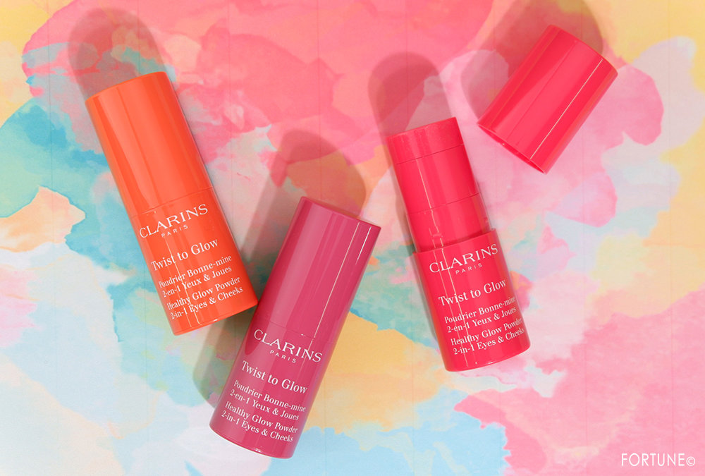 CLARINS(クラランス)/ツイスト＆グロー パウダースティック 全3色