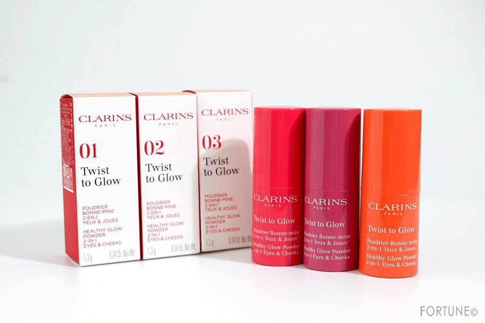 CLARINS(クラランス)/ツイスト＆グロー パウダースティック 全3色