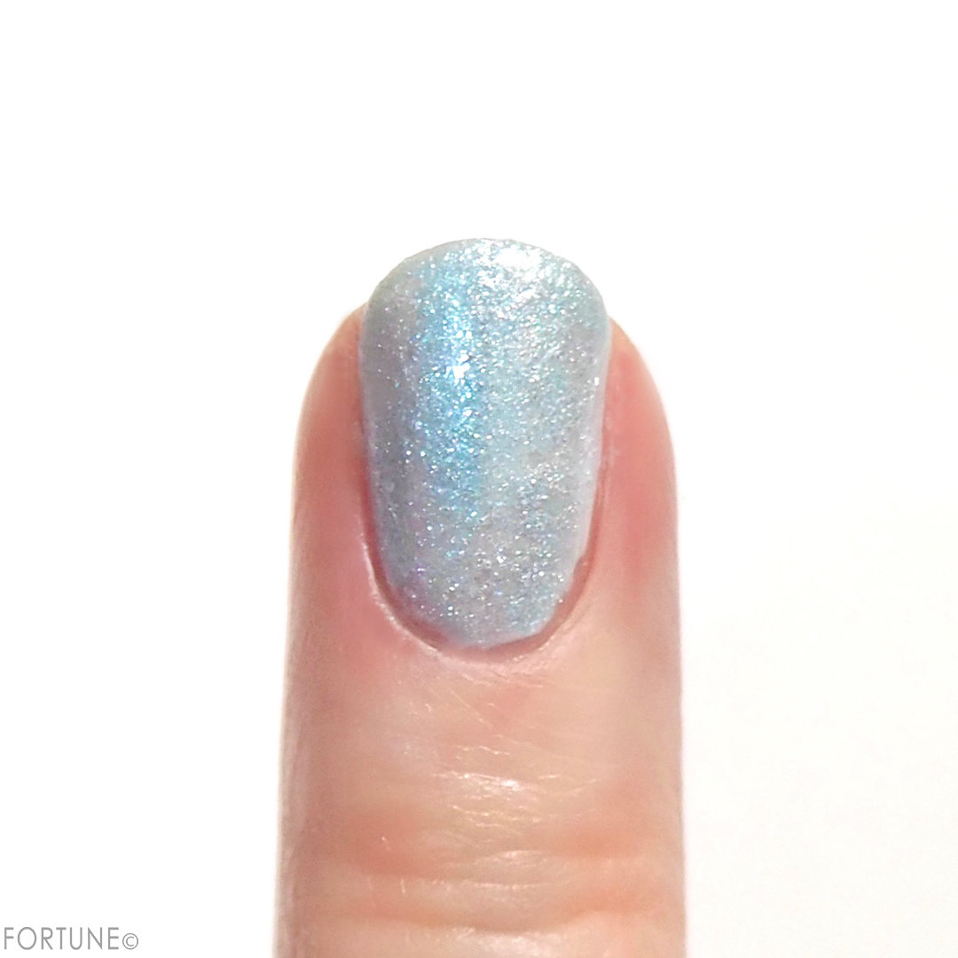 画像：KOSE ネイルホリック BL961 BL918