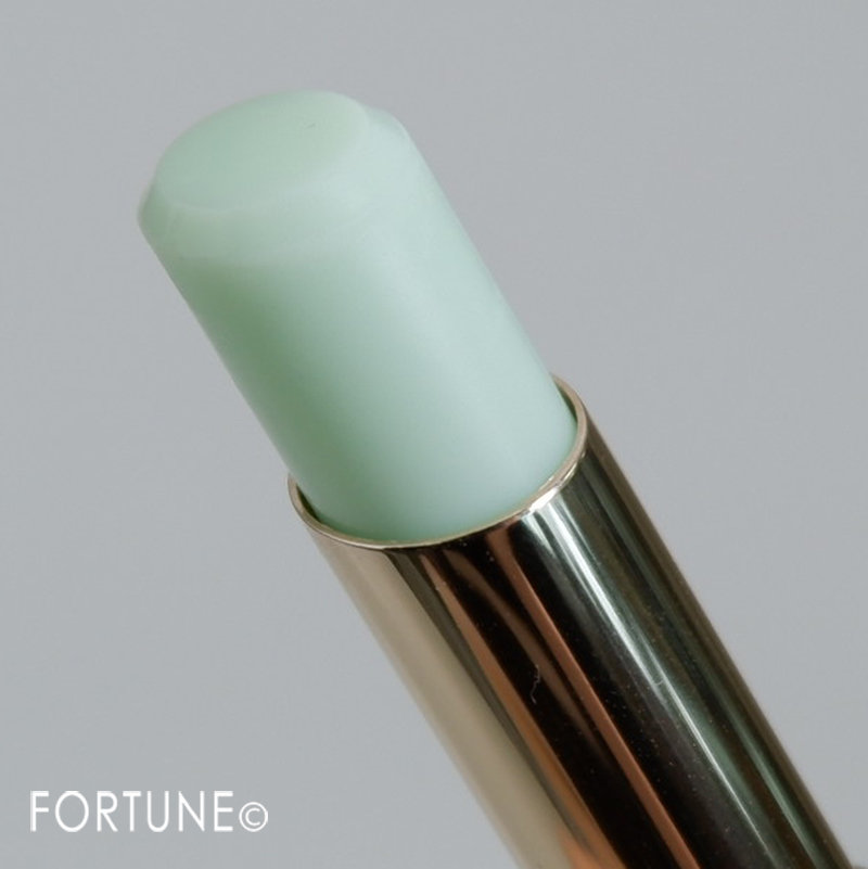 キス ポアスムージングベース