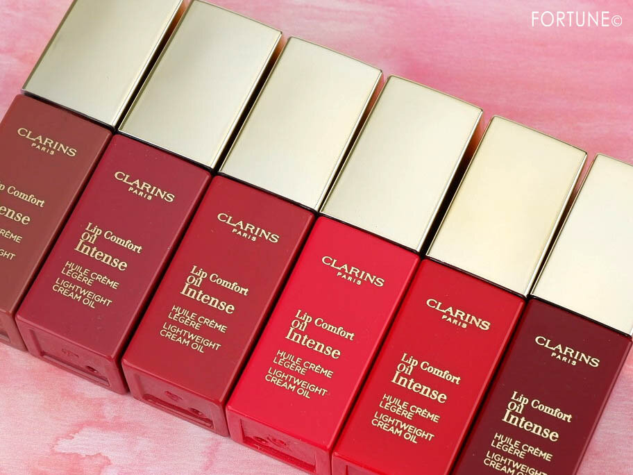 画像：CLARINS（クラランス）「コンフォート リップオイル インテンス」