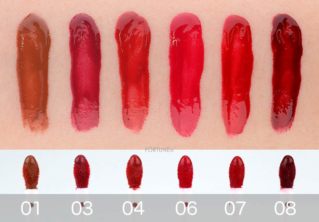 画像：CLARINS（クラランス）「コンフォート リップオイル インテンス」