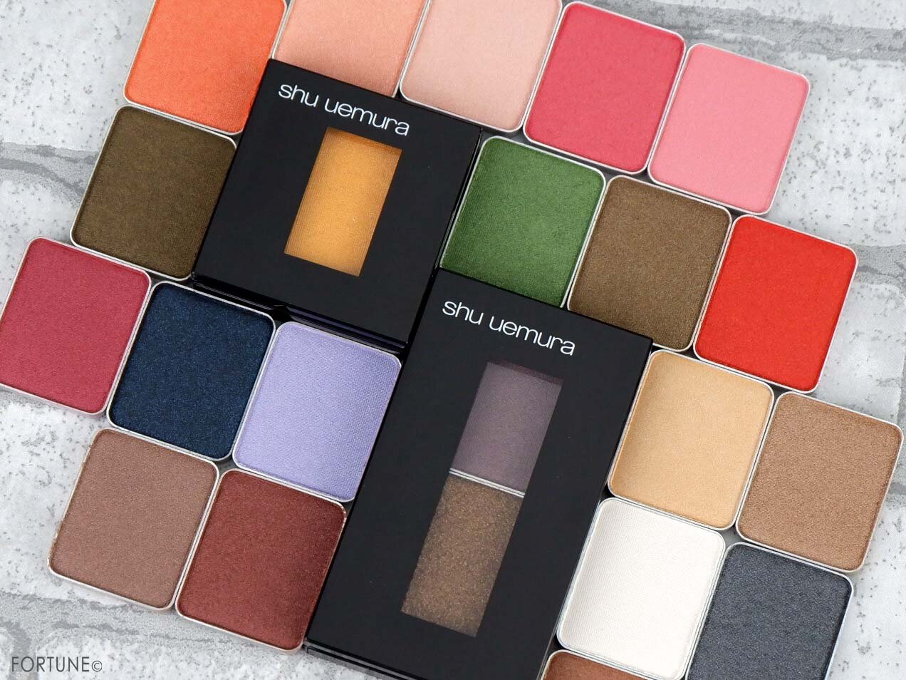 シュウ ウエムラ(shu uemura)/プレスド アイシャドー P イリデッセントパール