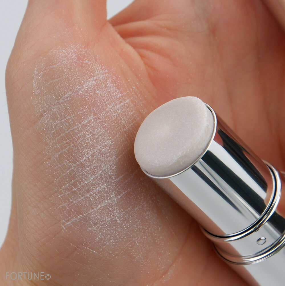 ジルスチュアート(JILLSTUART)新作スティックハイライター《ムーンリット デュー ハイライター》全9色