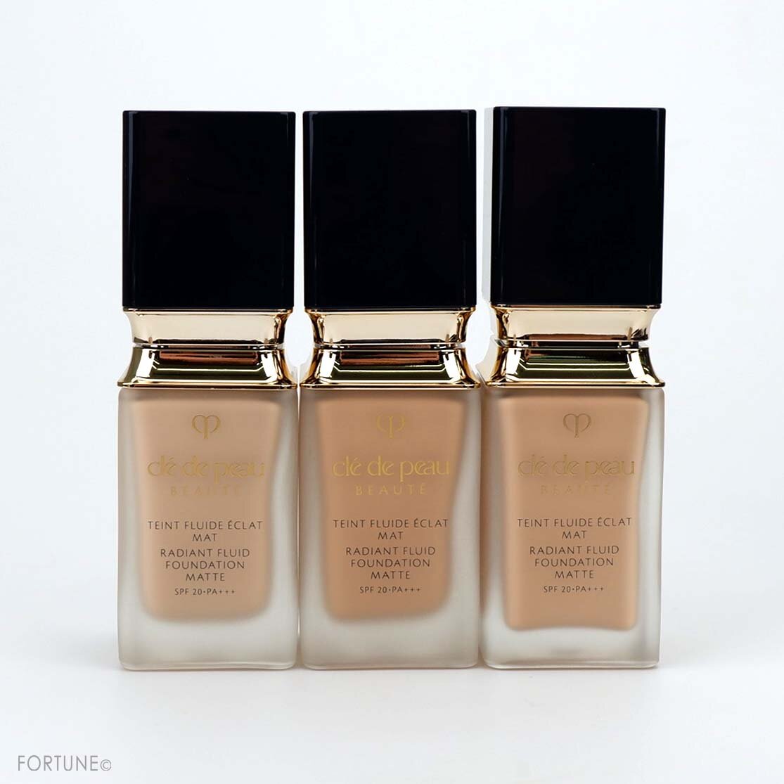 クレ・ド・ポー ボーテ「タンフリュイドエクラ マット」