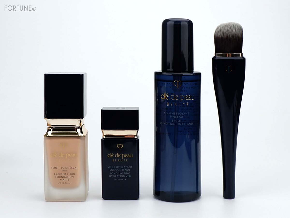 クレ・ド・ポー ボーテ「タンフリュイドエクラ マット」「ヴォワールイドラタンロングトゥニュ」「パンソーL （タンフリュイド＆クレーム）」「ソワンネトワイヤンパンソー（ブラシクリーナー）」