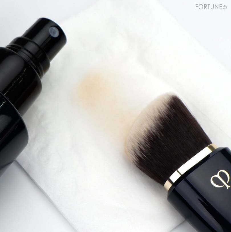 クレ・ド・ポー ボーテ「ソワンネトワイヤンパンソー（ブラシクリーナー）」