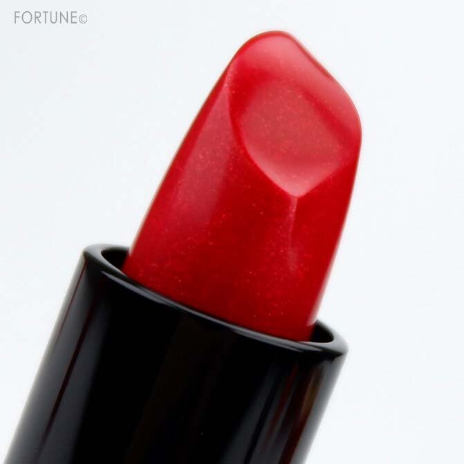 画像：クレ・ド・ポー ボーテ『レジェンドカラーコレクション』「ルージュアレーブル エタンスラン」103 レジェンド