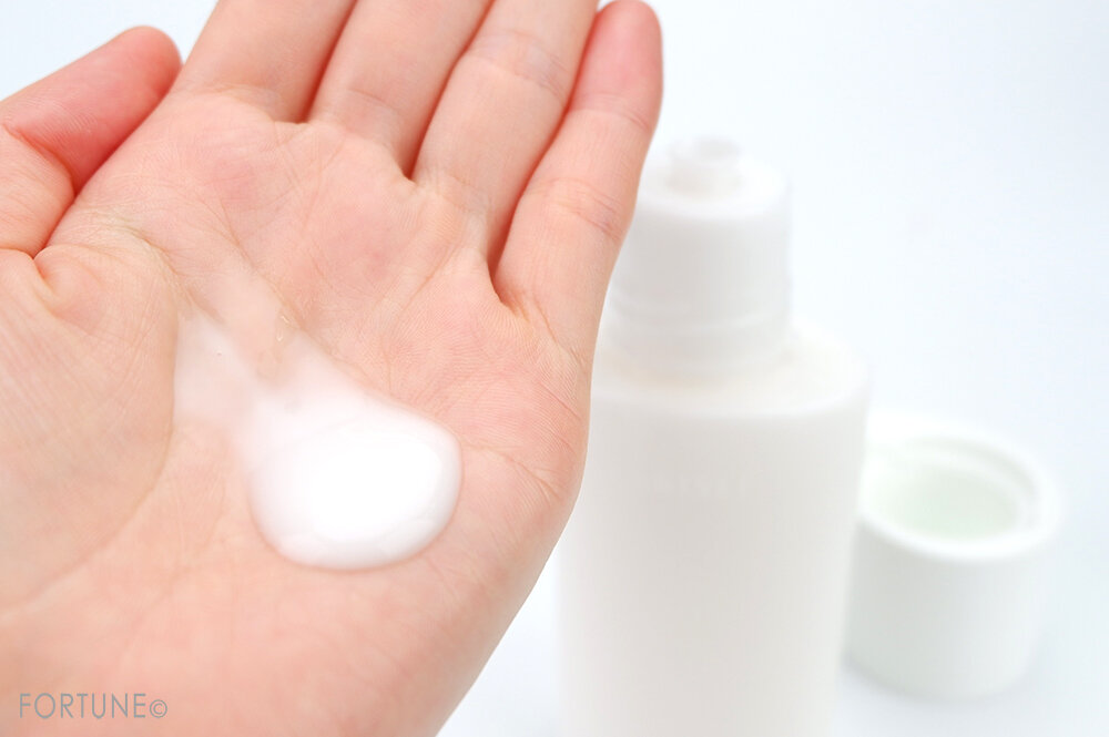 株式会社コーセー ／雪肌精 クリアウェルネス／リファイニング ミルク 〈乳液〉