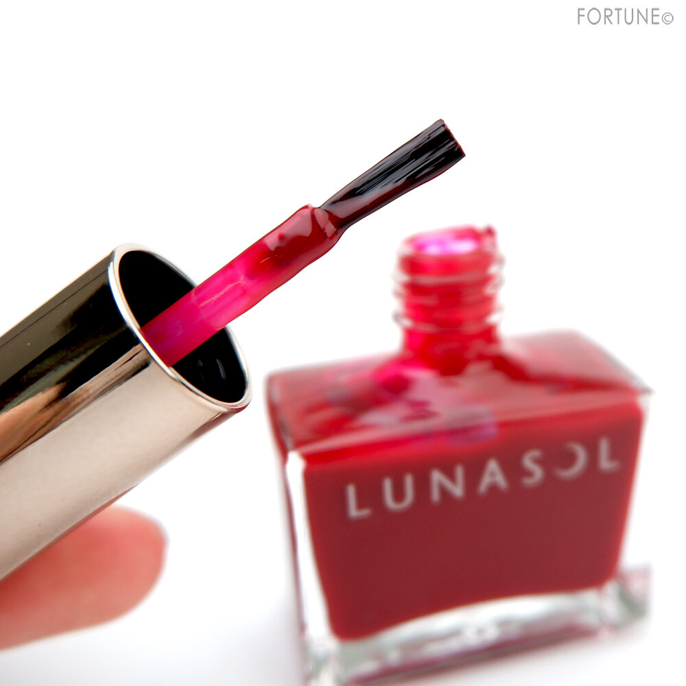 画像：LUNASOL（ルナソル）2020秋新作コスメ「ルナソル ネイルポリッシュ」