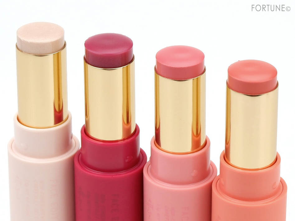 画像：ettusais（エテュセ）フェイスエディション（カラースティック）