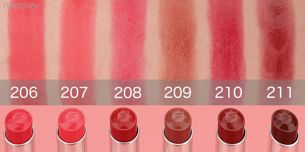 画像：JILL STUART Beauty（ジルスチュアート ビューティ）『Ultimate Girls Dream』「ルージュ リップブロッサム」